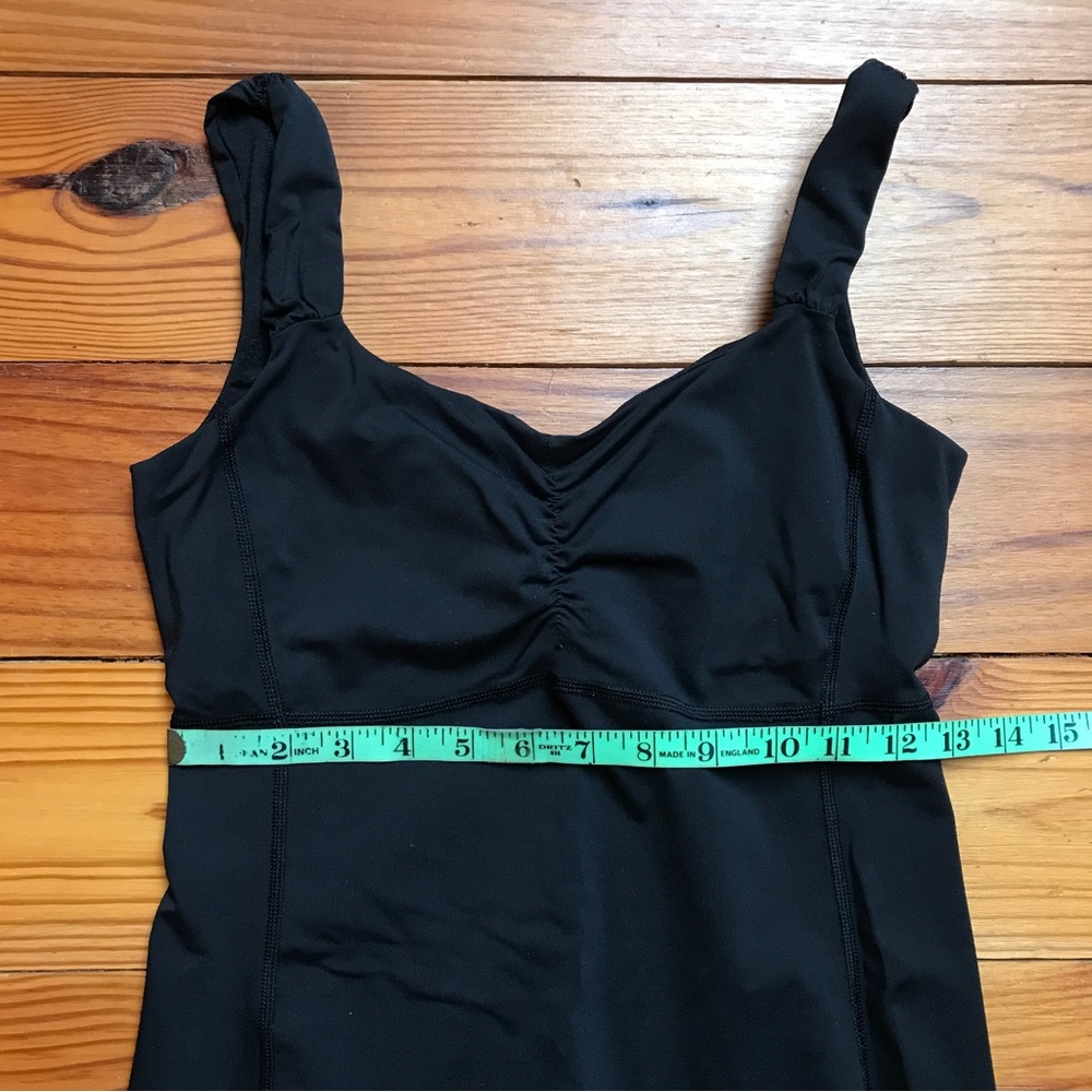 Lululemon Black Crossback Tank Top, EUC, 8 - Picture 4 of 13
